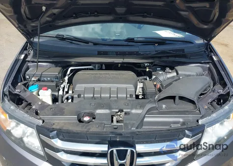 2015 Honda Odyssey Touring/Touring Elite из США, поврежденный, VIN 5FNRL5H96FB101164